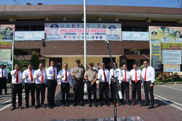 Ungkap Kasus Menonjol, Personel Polsek Medan Kota Terima Penghargaan