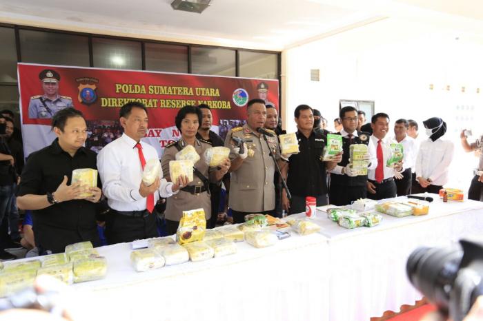 Kapolsek Lolowau tak Bisa Lepas dari Sanksi Disiplin