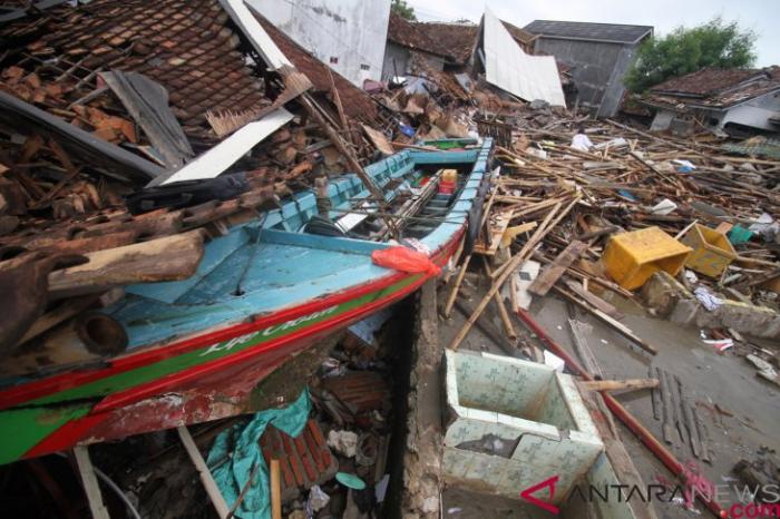 BNPB: Korban Tewas Akibat Tsunami Jadi 373 Orang 