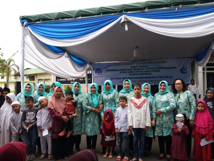 Meriahkan HUT Ke-113, Dharma Wanita PDAM Tirtanadi Gelar Bhakti Sosial 