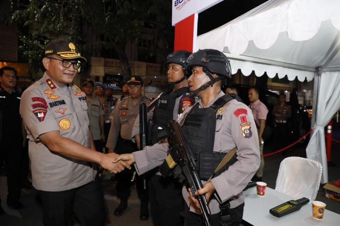 Berikan Kepastian Keamanan, Kapoldasu Turun Pam Malam Natal