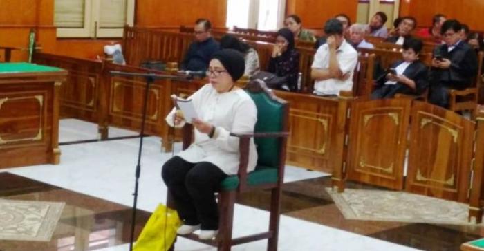 Nora Butarbutar Divonis 6 Tahun 10 bulan Penjara