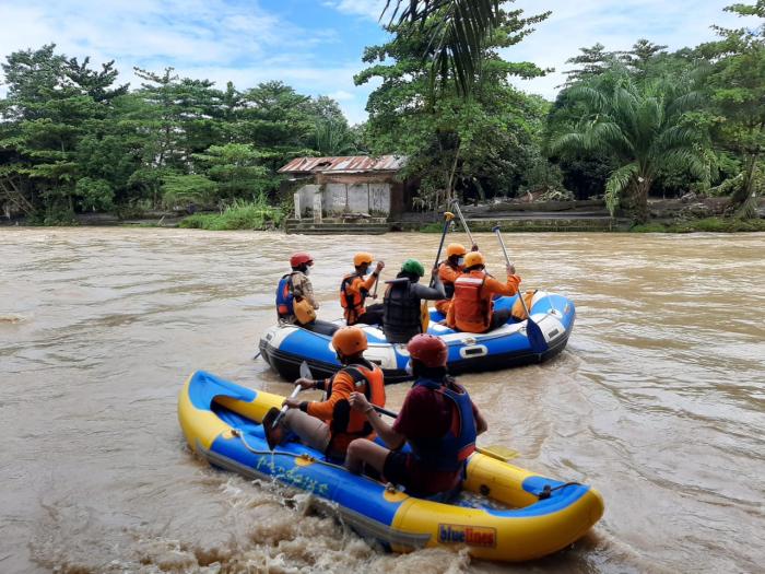 Tim SAR Masih Mencari Dua Korban Hilang Banjir