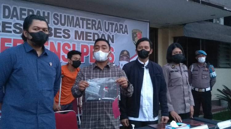 Perampok Mobil Teman Wanita Ditembak