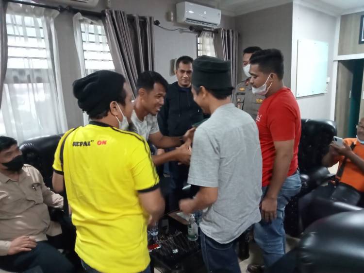 Kapolsek Mediasi Saktiawan Sinaga Aksi Tendang Penonton