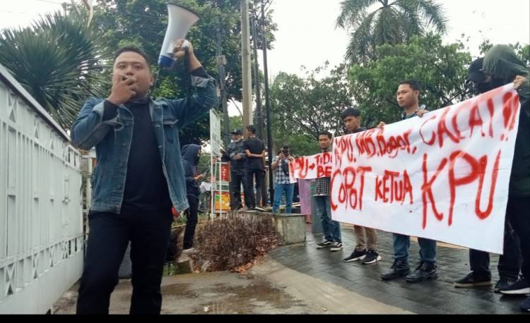 Terkait Dugaan Kecurangan Seleksi PPK, Perhimpunan Aktifis Mahasiswa (PAM) Desak DKPP Periksa Anggota KPU