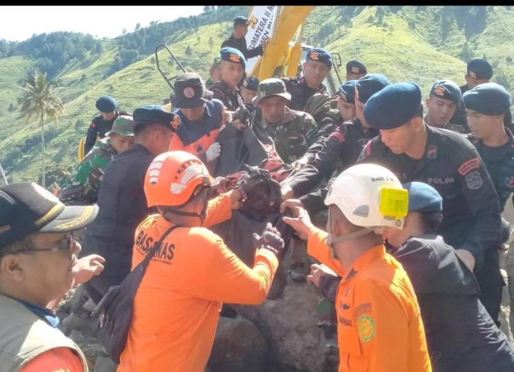 Longsor di Humbahas, Kabid Humas: 3 Orang Telah Ditemukan